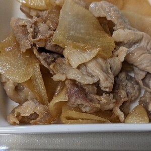 つまみ食いが止まらない！豚肉と大根の簡単煮物